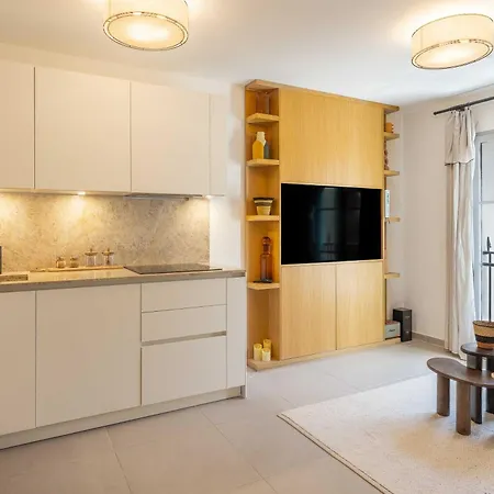 Ac With 1 Bedroom For 4 Guests - Place Des Lices Of Lejlighed Saint-Tropez